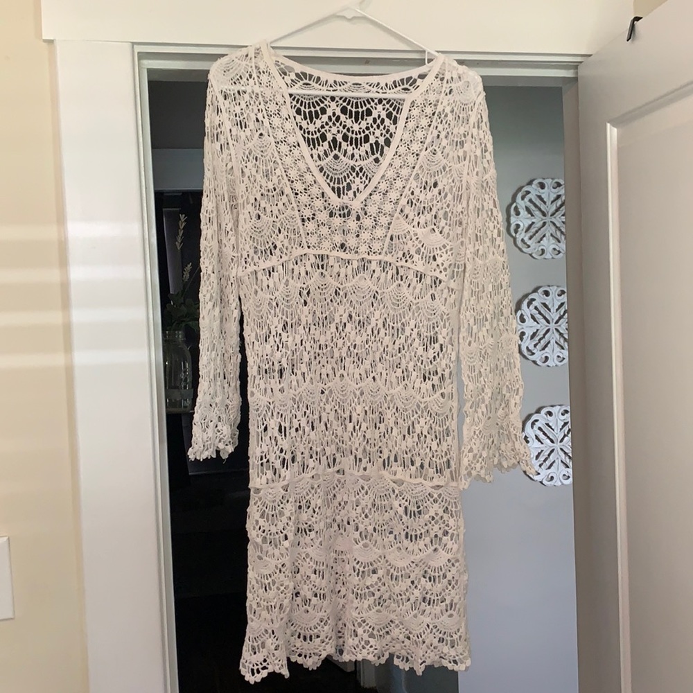 White lace beach cover up